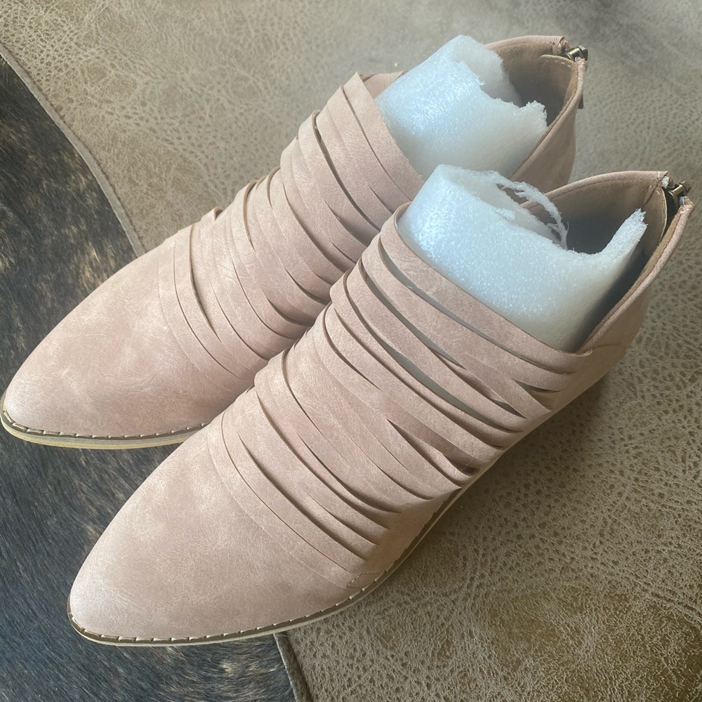 FreeSoul Flat Bootie - Picture 5 of 5